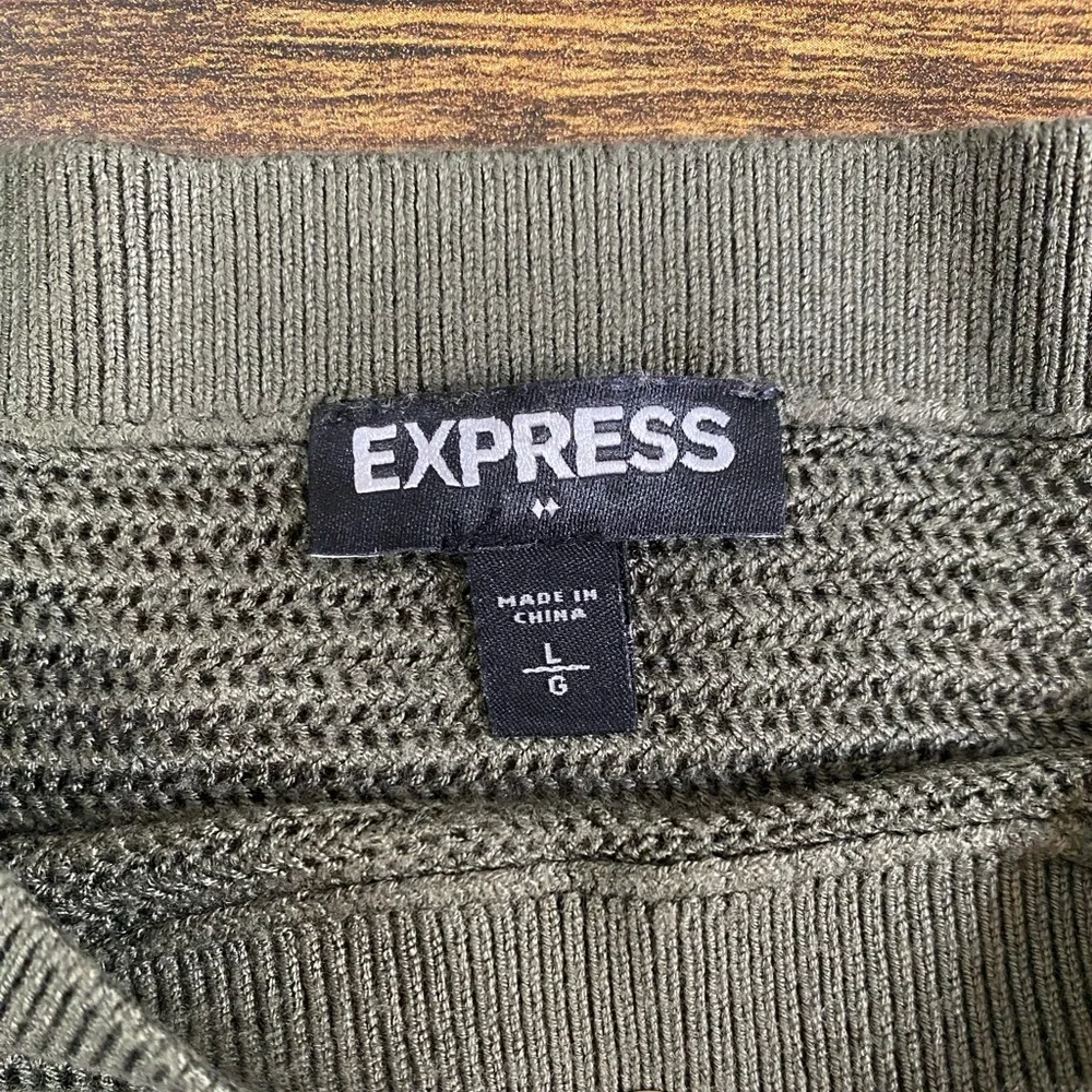 Express open knit top. Olive green size Lrg EUC - Picture 2 of 11